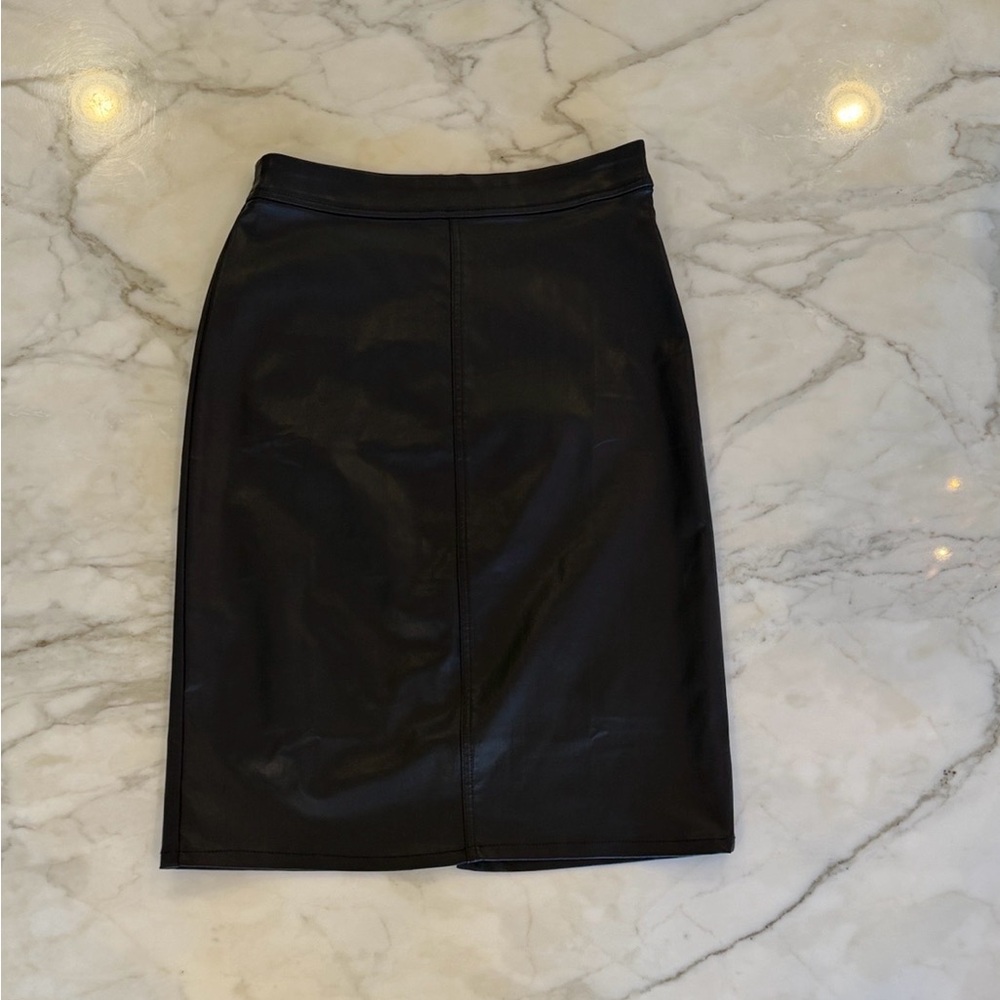 Lilly Pulitzer Fairview Stretch Coated Noir Pencil Skirt NWT
